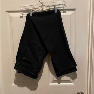 Joe's Jeans Men's Straight Black Jeans; sz 31; good condition